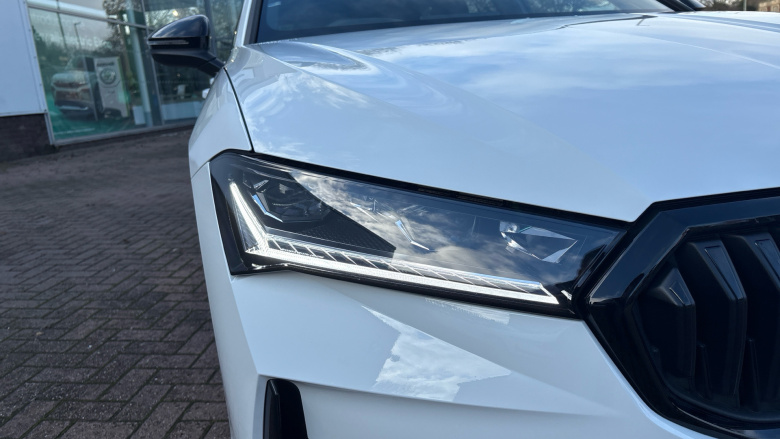 Skoda Superb 1.5 TSI iV Sportline 5dr DSG Estate